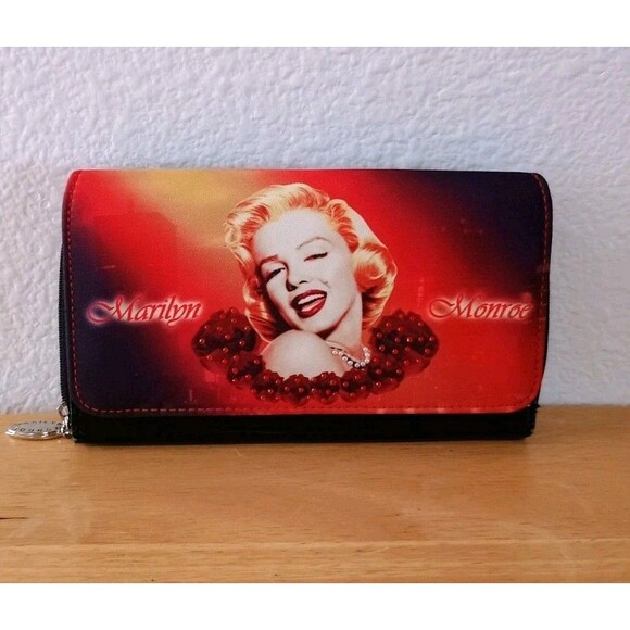 Marilyn Monroe Clutch Wallet By Cielo Creations - Picture 1 of 11